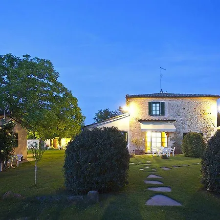 Farmhouse Il Fienile Hotel 3*