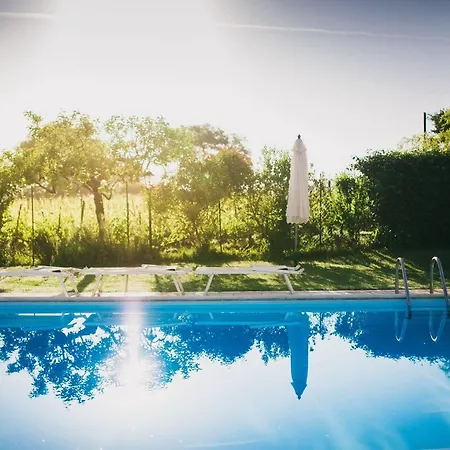 Hotel Farmhouse Il Fienile Nottola